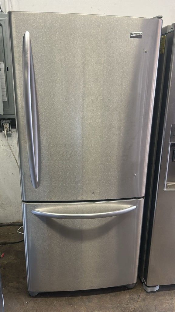 Kenmore Bottom Freezer Refrigerator 