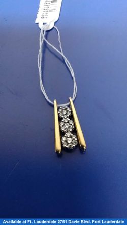 Diamond Pendant - Yellow Gold 14k (.585) 4.8 grams