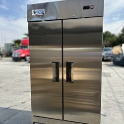 Freezer Avantco
