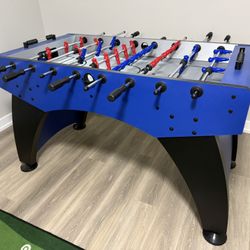 Foosball Table - Full Size - Great Condition! 