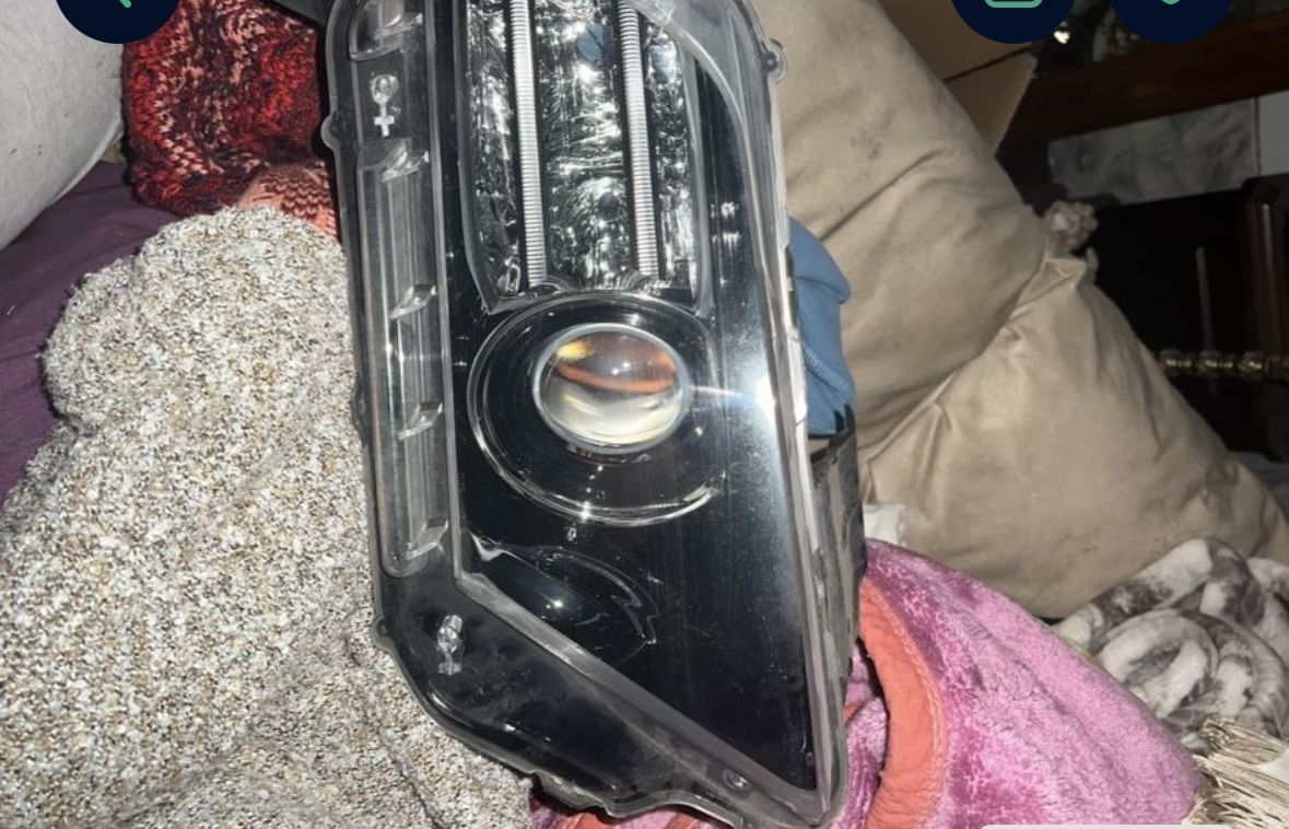Left Headlight 2014 Mustang