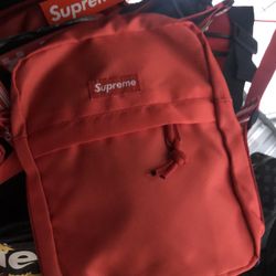 Supreme 