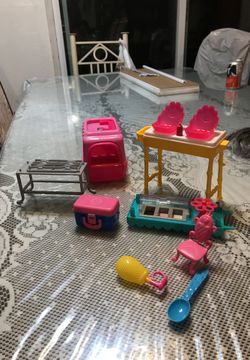 Random toy furniture