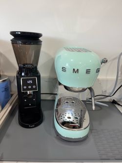Smeg Espresso Machine & Tuni Burr Grinder