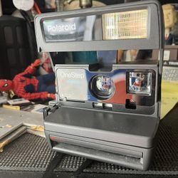 Vintage Polaroid Camera 