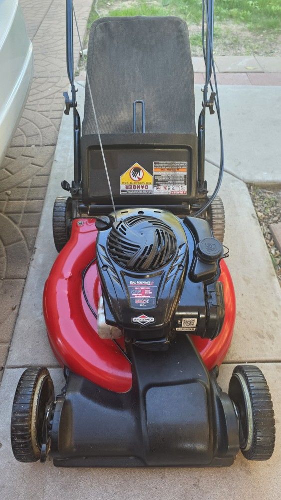 Yard Machine Self Propelled Lawn Mower.