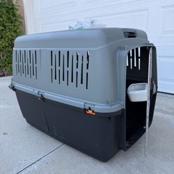 Dog Transport Crate - Medium  - Almost New
