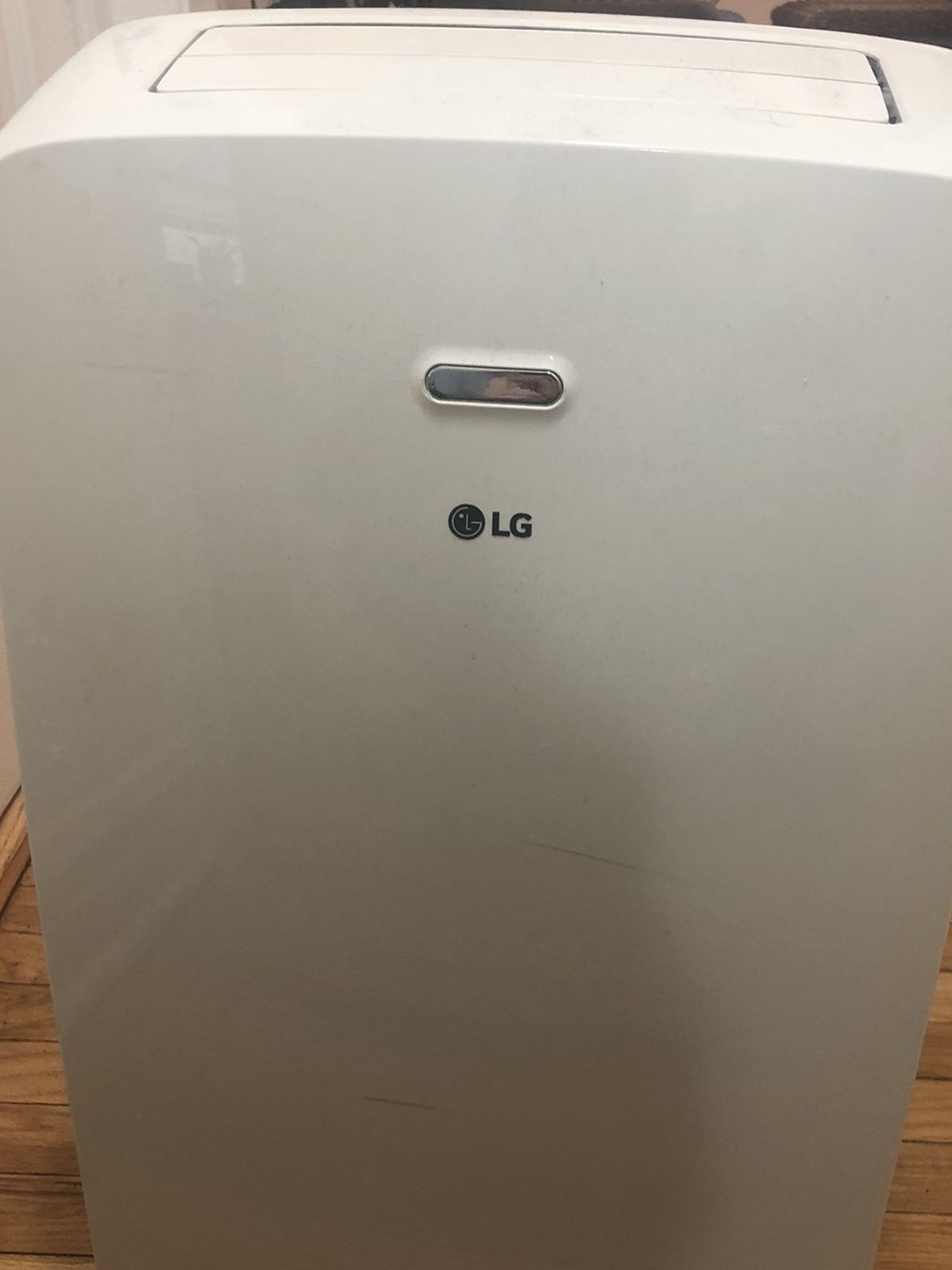LG AC Unit LP1017WSR 10200 BTU
