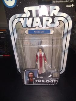 Brand New Star Wars Trilogy Princess Leia Action Figure