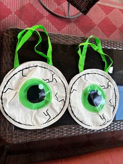 2 Halloween trick or treat bags