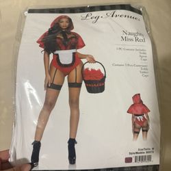 Miss Red Ridding Hood 