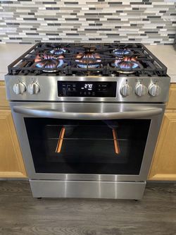 Propane stove like new