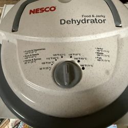 Nesco food and jerky dehydrator