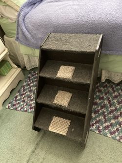 PET STAIRS 20” High, 15” Wide