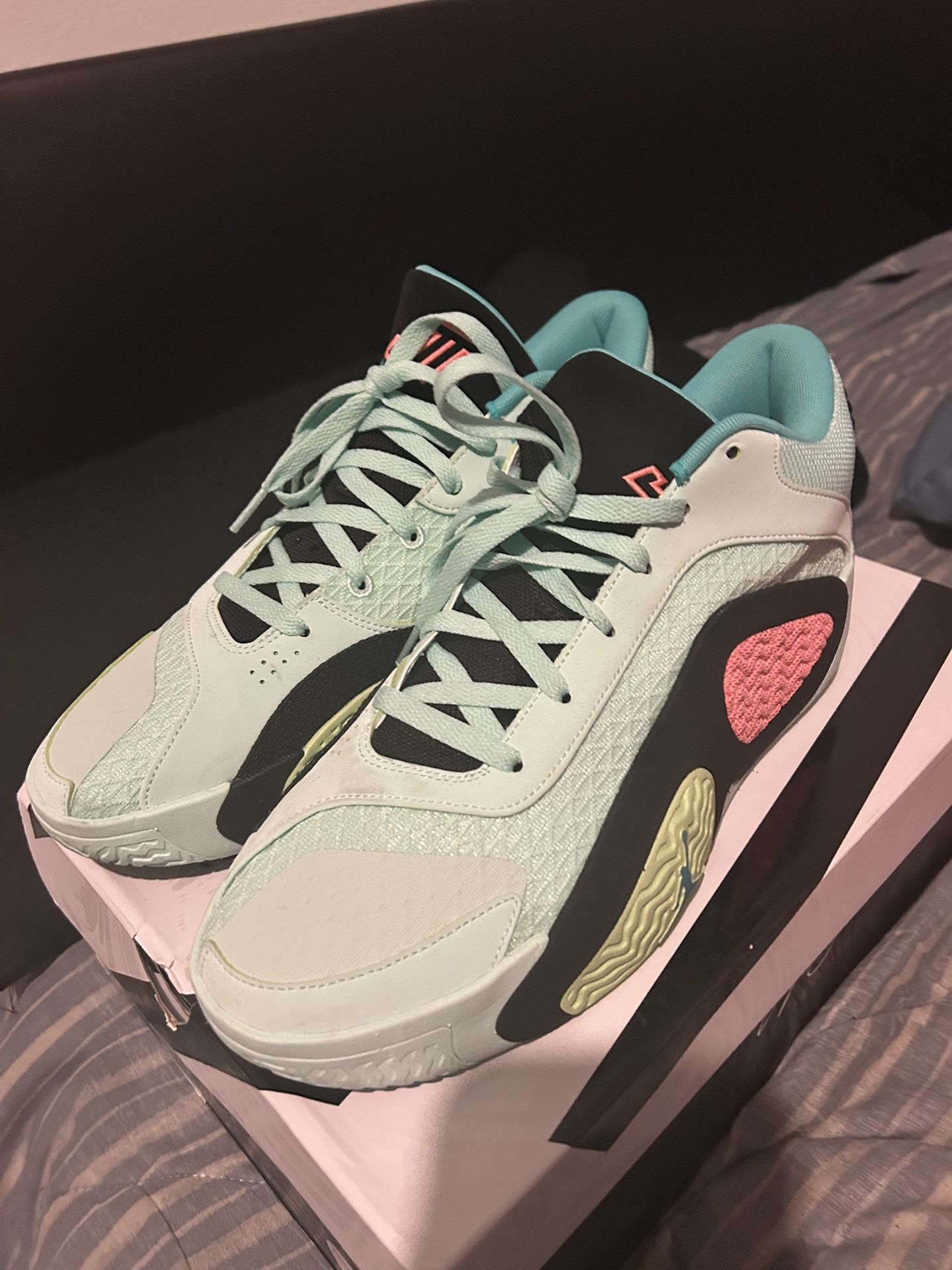 Jordan Tatum 2 Vortex  Size 11.5