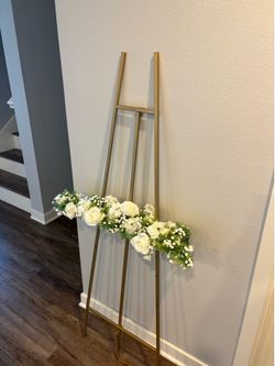 Easel for signage