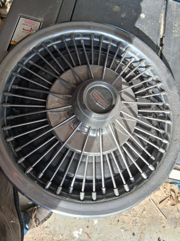 14 In Mercury Stainless Wire Hubcaps