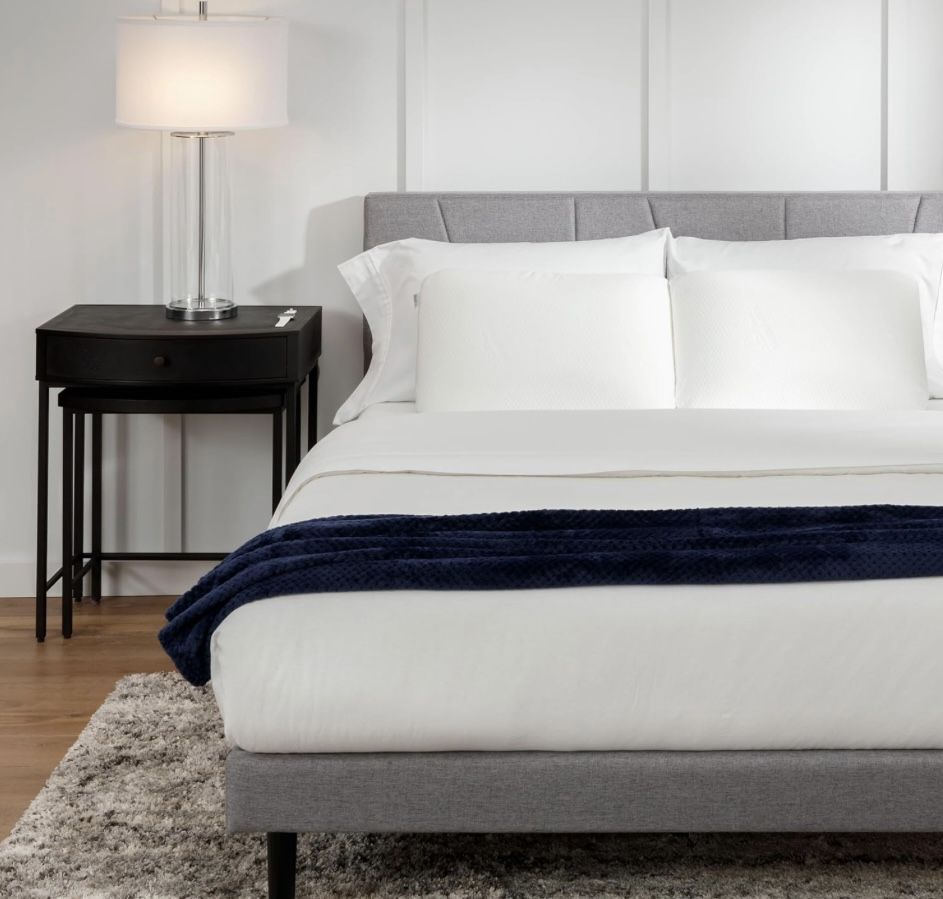 Clean Excellent Condition Tempur-Pedic Memory Foam Symphony Pillow Luxury Soft Feel