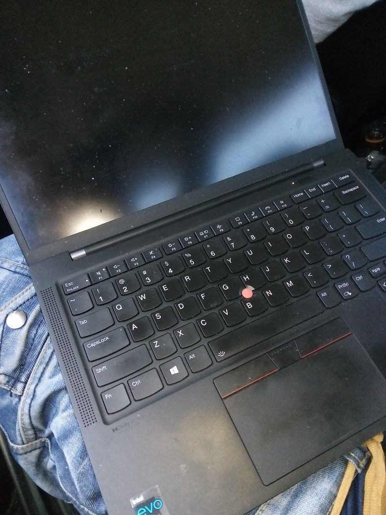 Lenovo Thinkpad X1 Carbon Gen9