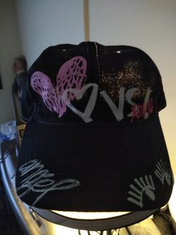 Victoria's Secret 2018 August VS XOXO Graffiti Black Pink Heart Baseball Hat