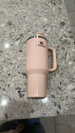Stanley Quencher Tumbler Pink