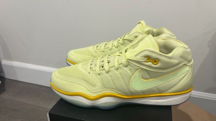 Nike G.T. Hustle 2 basketball shoes-Luminous Green