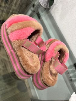 UGG Fluffita Platform Slides