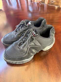 Dancer Sneakers