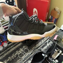 Jordan 11 SpaceJam 09’