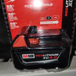 Milwaukee m18 5.0 new batt firm Price. Not accepting offers 🛑 precio Firme 🛑