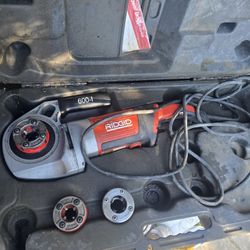 Rigid Pipe Threader ( Rigid 600 )