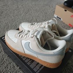 Air Force Ones DS Size 12