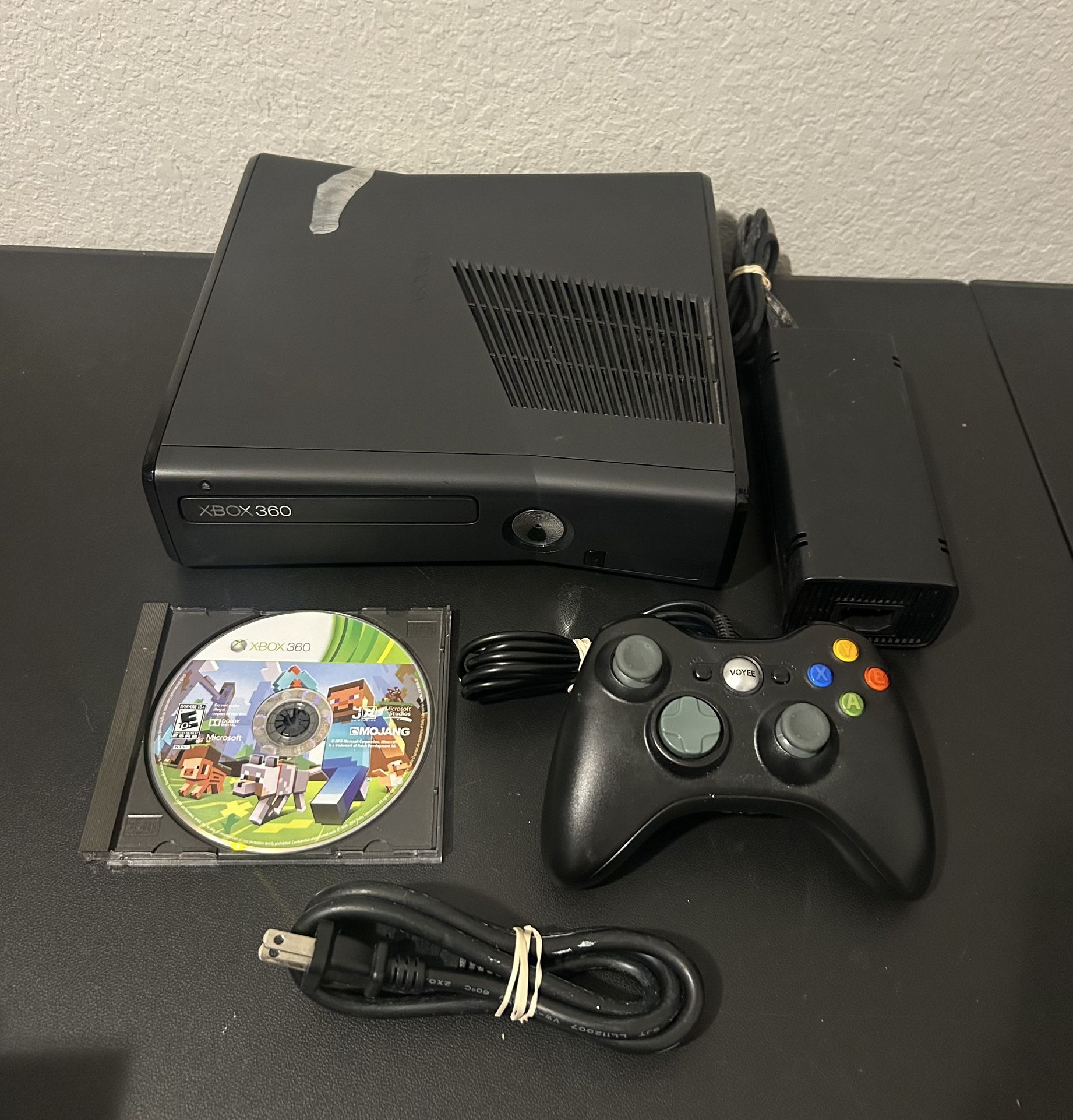 Xbox 360 Minecraft Bundle
