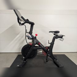 2021 Peloton Bike, Works Well, 201-500 Rides – Foster City, CA