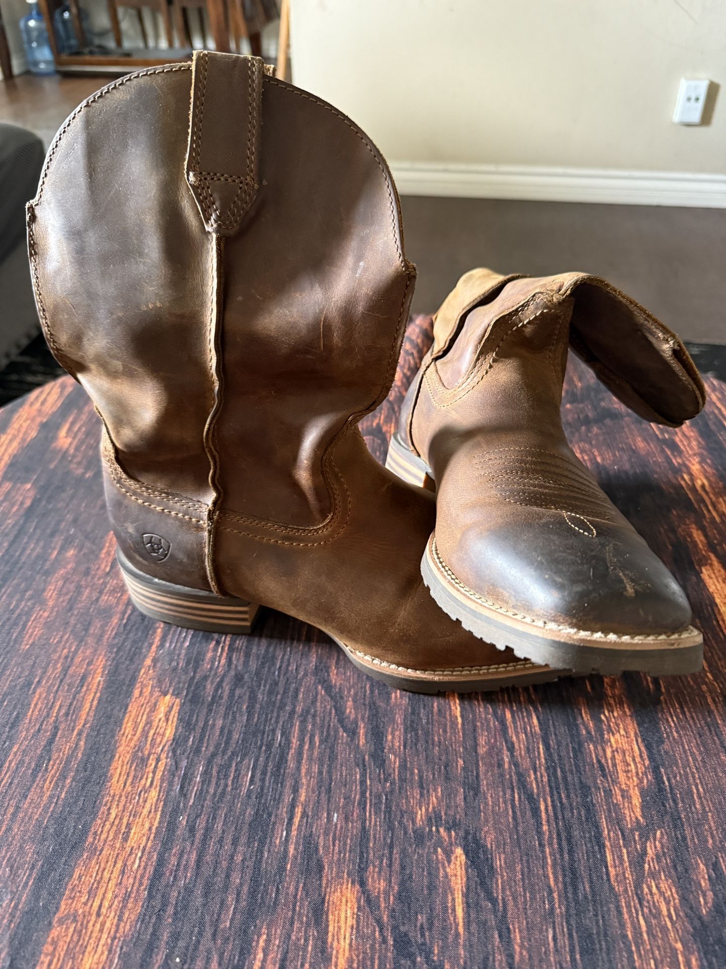 Ariat Hybrid Street Side Western Boot