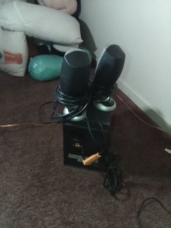 Dell computer subwoofer ultimedia speakers