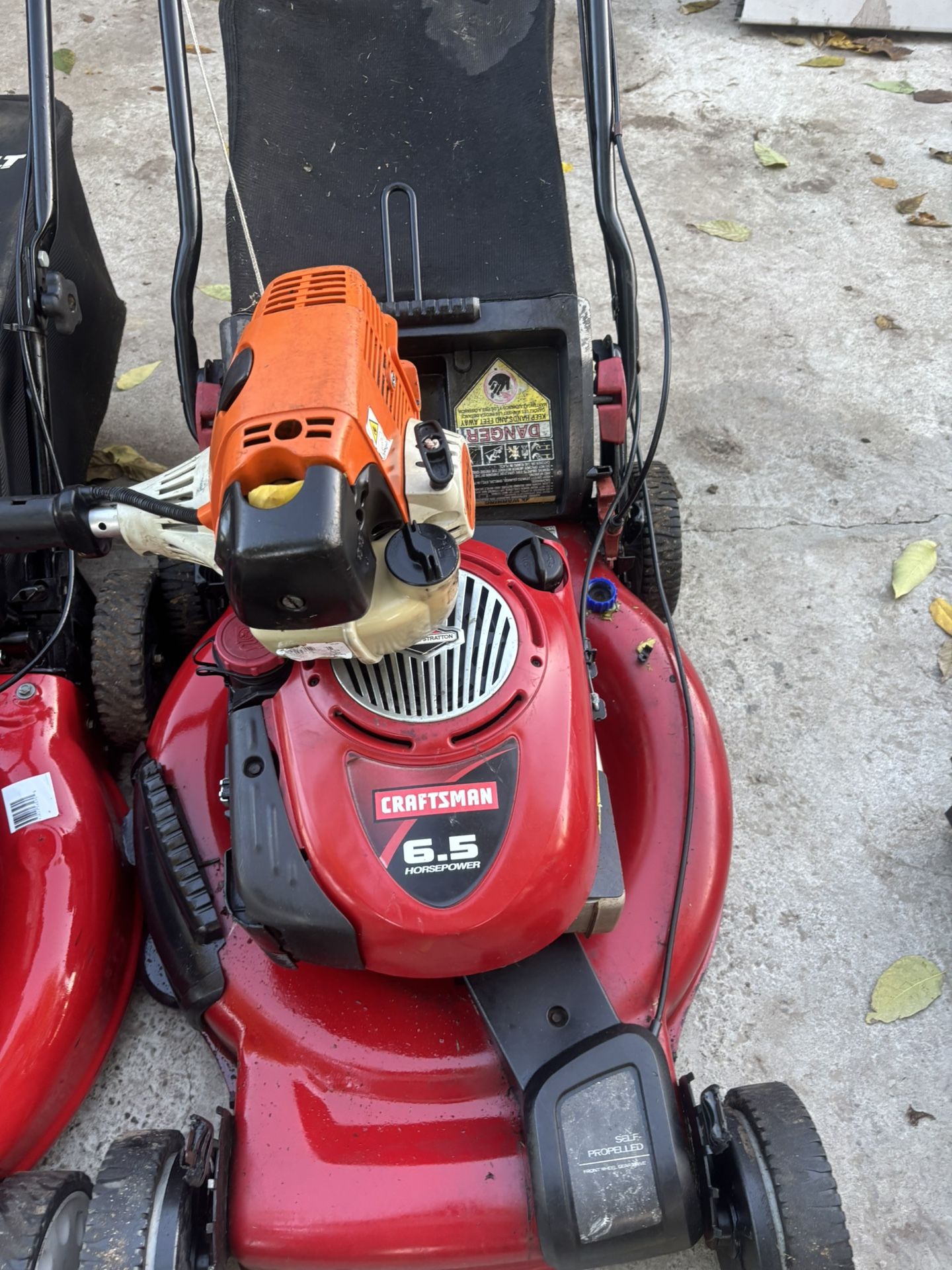 Self Propelled Craftsman Mower 200.00