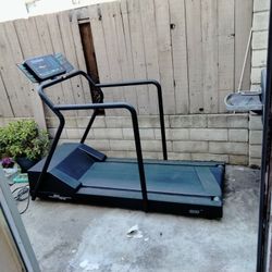Treadmill 