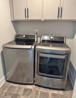 LG Washer And Dryer Set