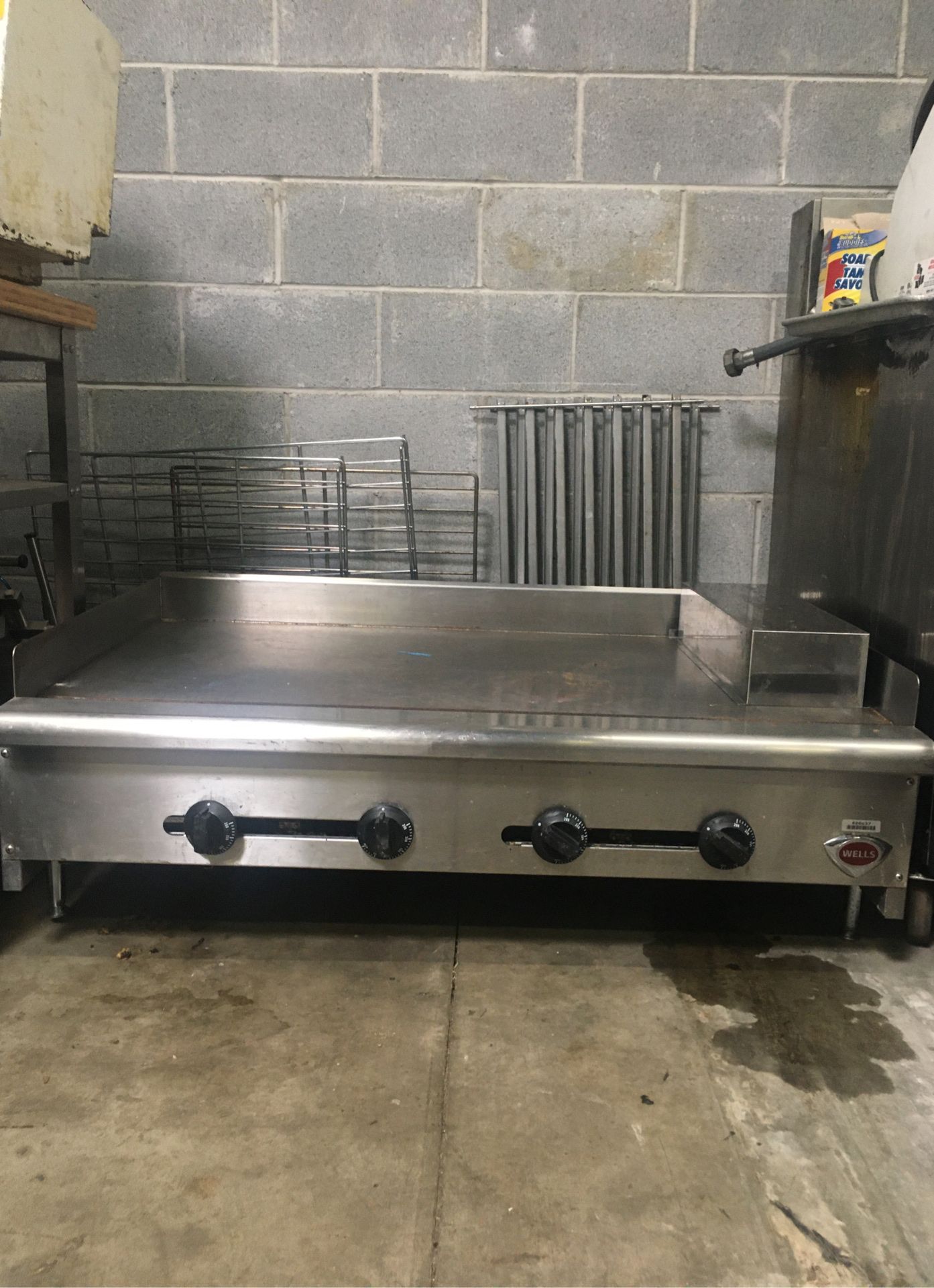 48” Wells Flat Top Grill