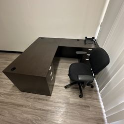 Office Furniture Set – Desks & Chairs