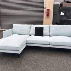 Sectional Couch 