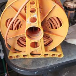 100 Foot Extension Cord