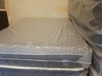 💢💢💢 $399 Queen hybrid available 13" $399 💢💤💢