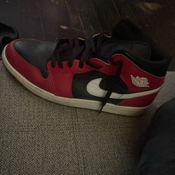 Jordan 1 Black Toe Laced Up