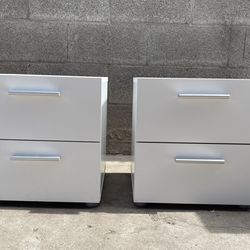 2 Modern White Nightstands