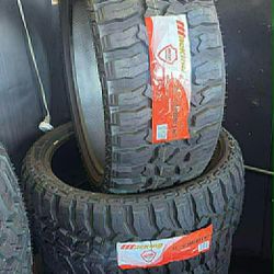 LT 33 1250 24 Mud Terrain Set Of Tires 