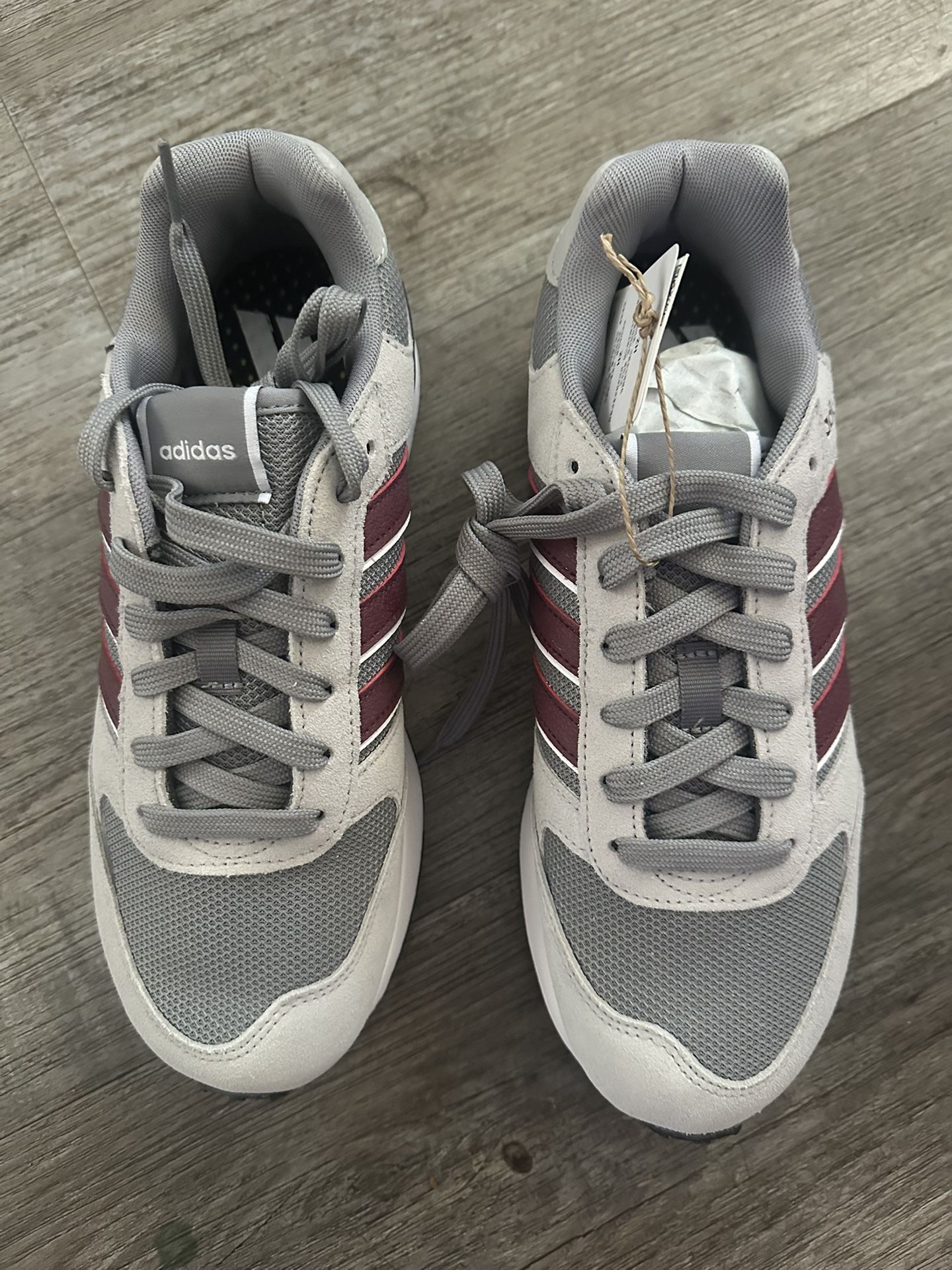 Adidas Run '80s Sneaker -  7 Women