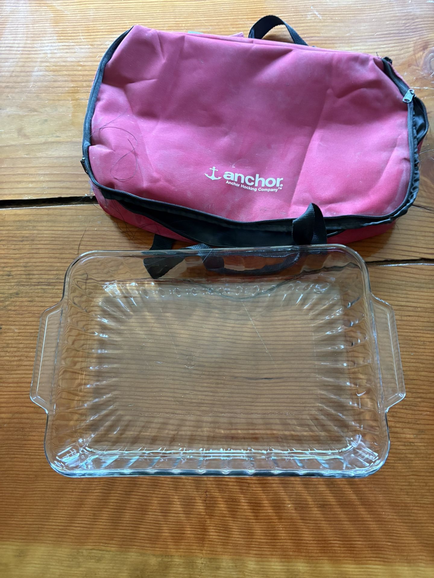 9.5” By 13” Baking Dish With Keep-warm Bag