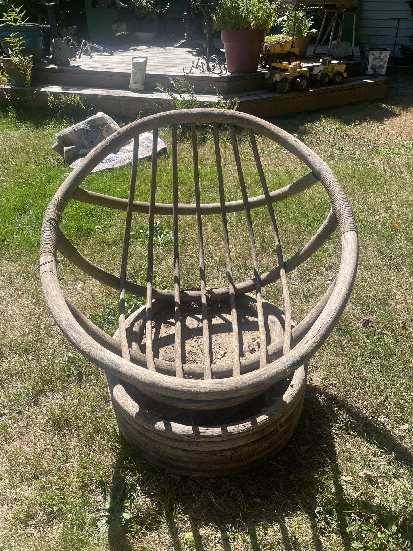 Papasan Chair